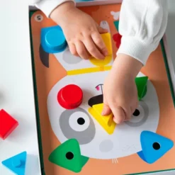 Baby shape con chiodoni in legno
