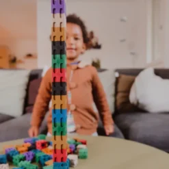 Costruzioni multicubi in re-wood - 100 pezzi in 10 colori