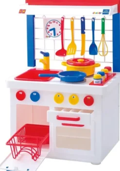 Cucina dei piccoli con accessori