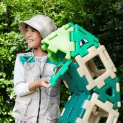 Dinosauro polydron gigante
