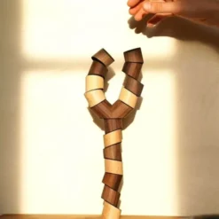 Gioco di impilamento loggos bicolore