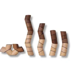 Gioco di impilamento loggos bicolore