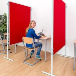 Pannello espositore rosso cm 120x150