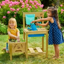 Postazione giardinaggio con fioriera peekaboo