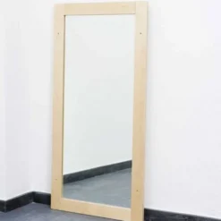 Specchio alto 138x80 con cornice in legno