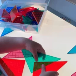 Tangram sensoriale traslucida