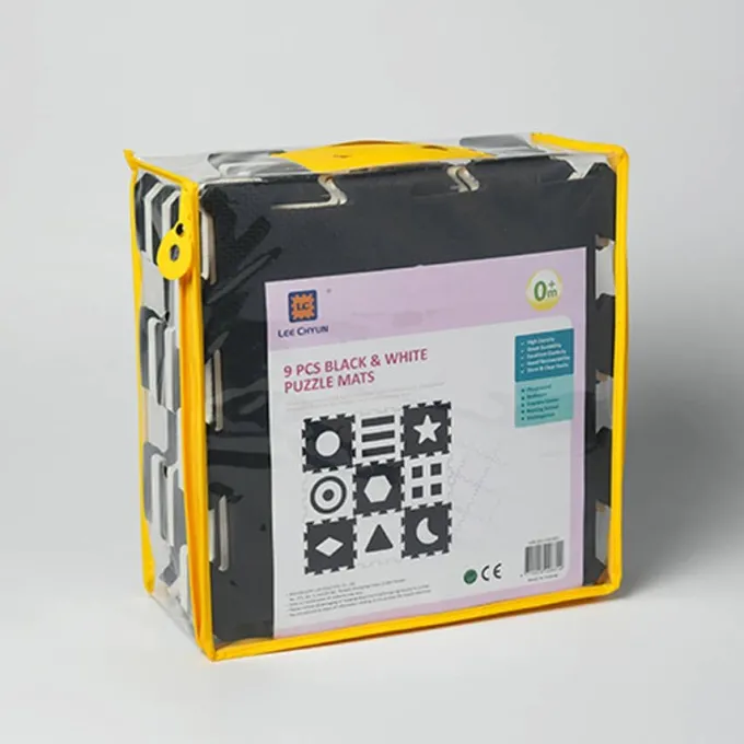 Tappeto puzzle bianco e nero